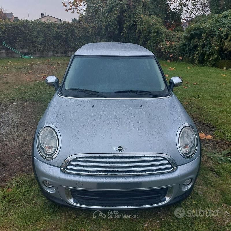 Usata Mini One Clubman 98 CV (72 kW) 2010 Argento Station wagon