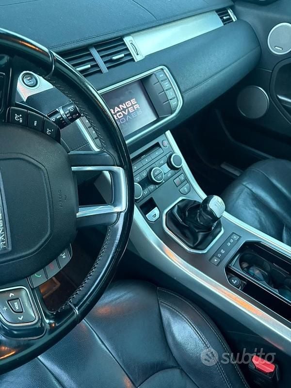 Usata Land Rover Range Rover evoque 150 CV (110 kW) 2012 Bianco SUV