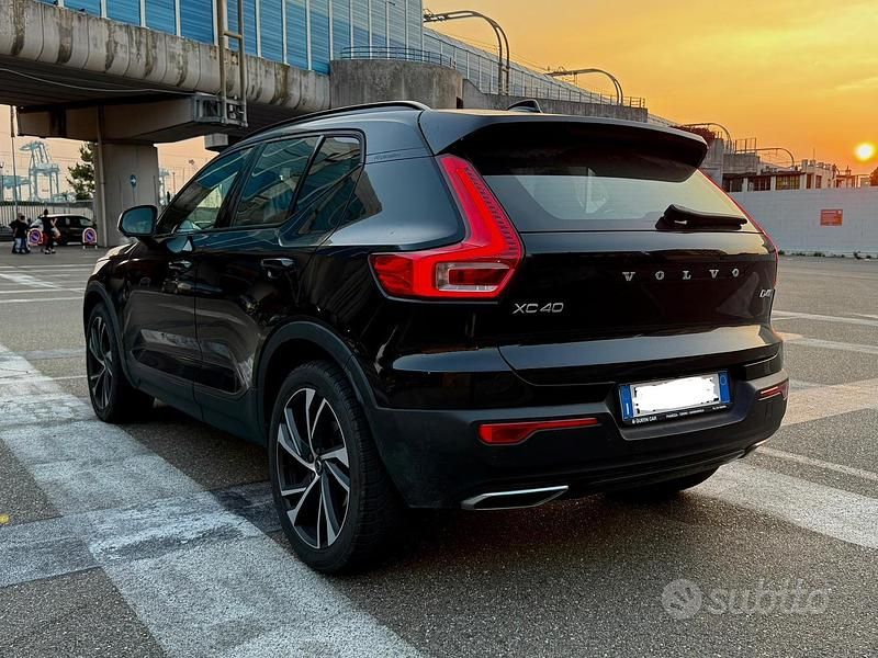 Usata Volvo XC40 R-Design 190 CV (139 kW) 2018 Nero SUV