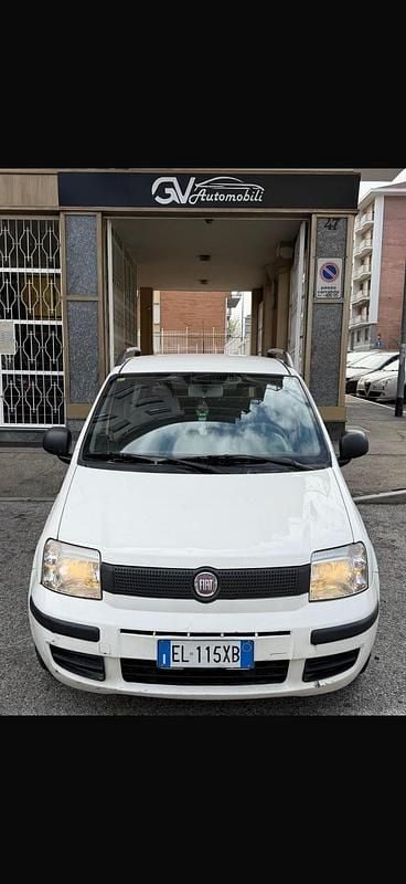 Usata Fiat Panda 69 CV (50 kW) 2012 Bianco Utilitaria