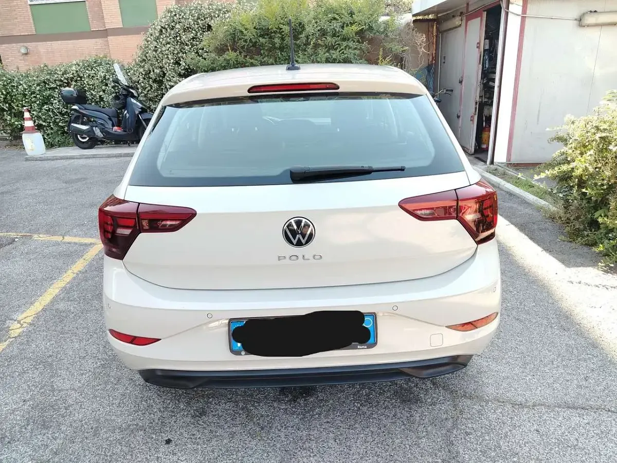 Usata VW Polo Style 95 CV (69 kW) 2023 Beige Utilitaria