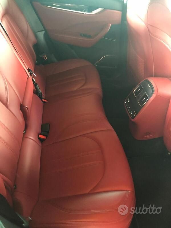 Usata Maserati Levante 430 CV (316 kW) 2017 Grigio SUV