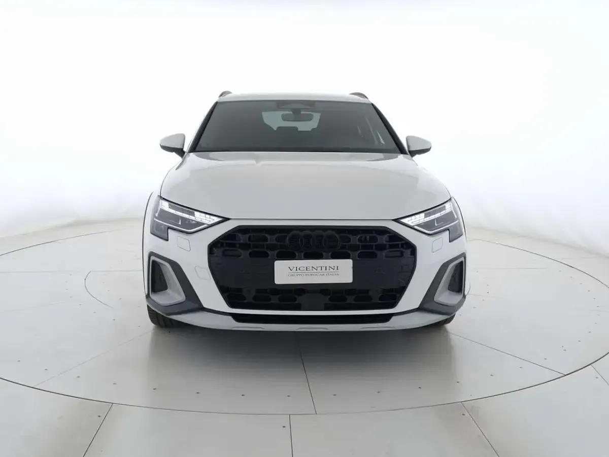 Nuova Audi A3 Advanced Plus 150 CV (110 kW) 2026 Bianco arkona Berlina