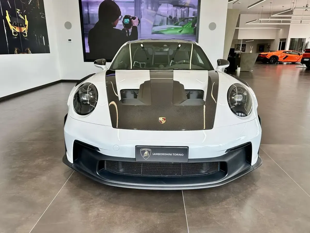 Usata Porsche 992 525 CV (386 kW) 2025 Pure white Coupé