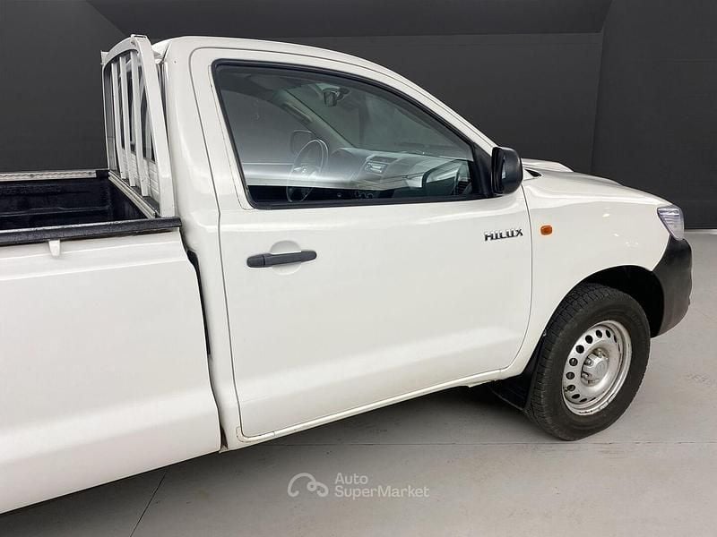 Usata Toyota HiLux 144 CV (105 kW) 2016 Bianco Pick-up