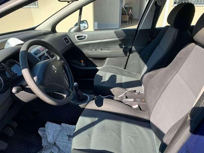 Usata Peugeot 307 90 CV (66 kW) 2005 Blu/azzurro Berlina