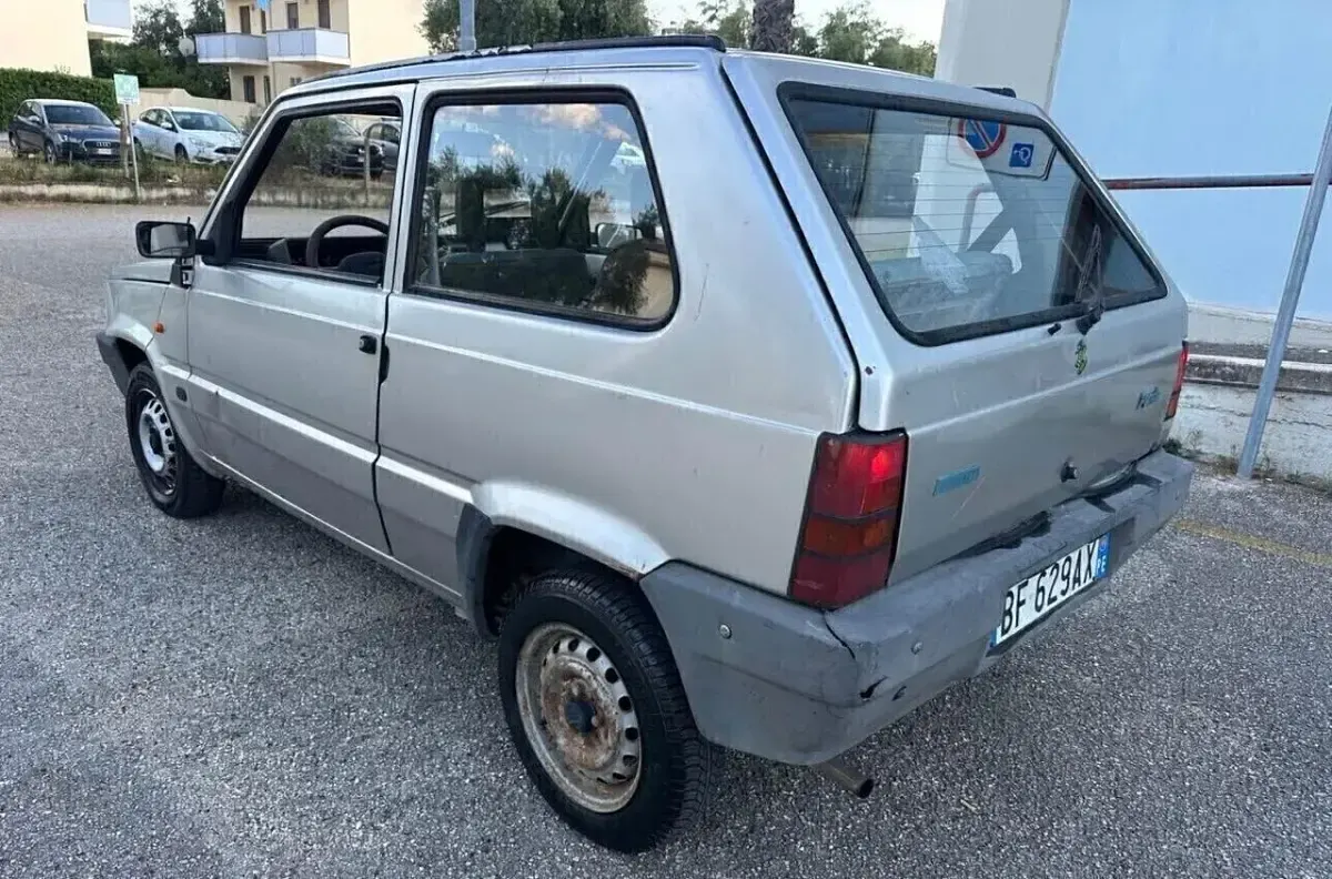 Usata Fiat Panda 39 CV (28 kW) 1999 Argento Berlina