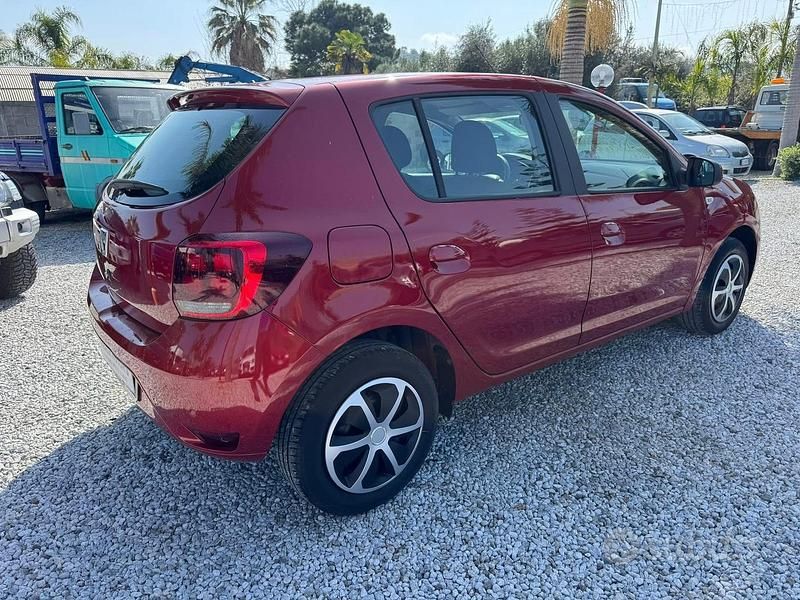 Usata Dacia Sandero 75 CV (55 kW) 2020 Rosso Berlina
