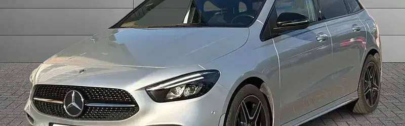 Usata Mercedes A180 Executive 136 CV (100 kW) 2023 Nero Utilitaria