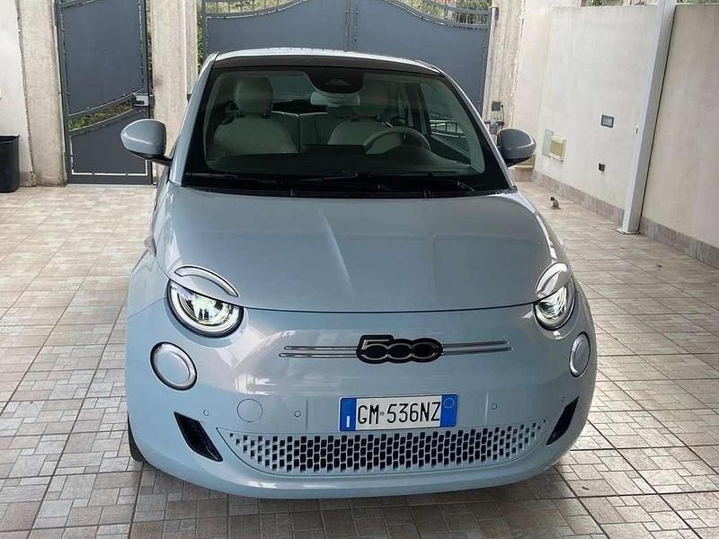 Usata Fiat 500e La Prima 42 kW (58 CV) 2023 Utilitaria