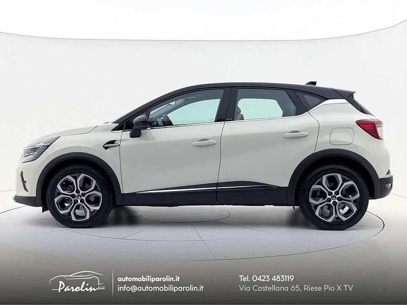 Usata Renault Captur Intens 159 CV (116 kW) 2020 Bianco pastello SUV