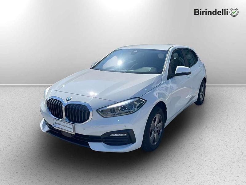 Alpin white pastello Usata 2022 BMW 116 Advantage Due volumi | 24.000 € (Buon prezzo) - Immagine 1/3