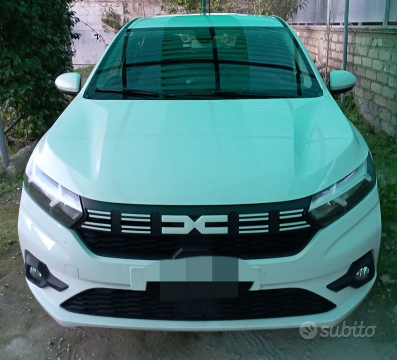 Usata 2023 Dacia Sandero Expression Due volumi | 13.200 € (Ottimo prezzo) - Immagine 1/4