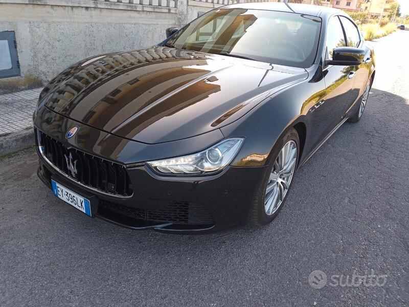 Usato 2015 Maserati Ghibli 3.0 Diesel 250 CV (30.500 €)