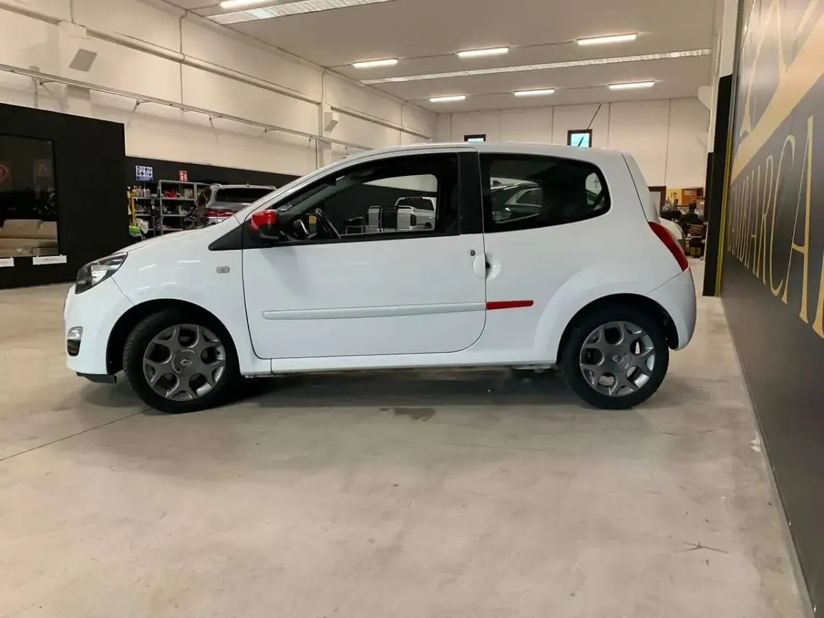 Usata Renault Twingo 75 CV (55 kW) 2012 Bianco Utilitaria