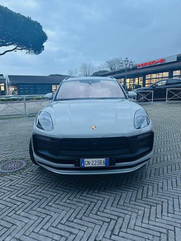 Usata Porsche Macan 441 CV (324 kW) 2021 Grigio SUV