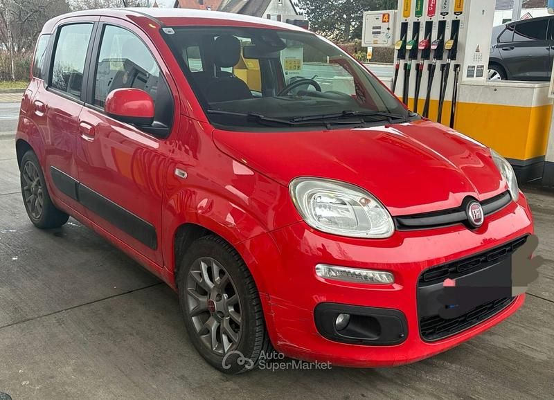 Usata Fiat Panda Lounge 69 CV (50 kW) 2018 Rosso Berlina