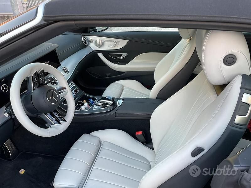 Usata Mercedes E220 194 CV (142 kW) 2021 Nero Cabrio