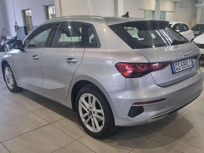 Usata Audi A3 Advanced 116 CV (85 kW) 2021 Argento Berlina