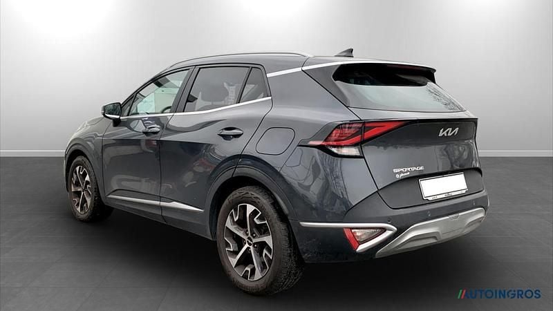 Usado Kia Sportage Style 136 CV (100 kW) 2023 Gris SUV