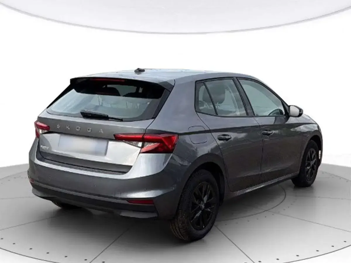 Usata Skoda Fabia Selection 80 CV (58 kW) 2025 Grigio Utilitaria