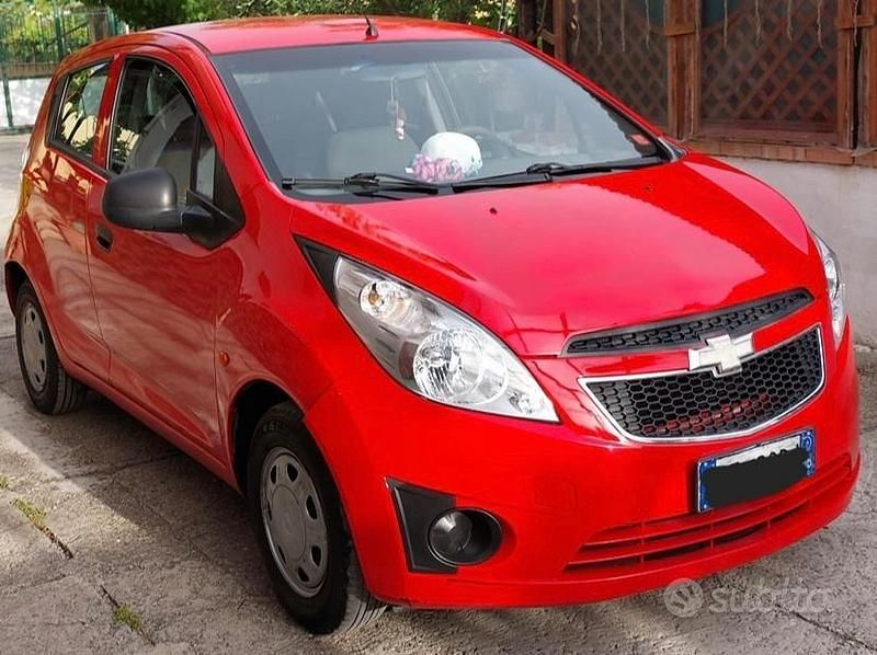 Usata Chevrolet Spark 68 CV (50 kW) 2010 Rosso Utilitaria