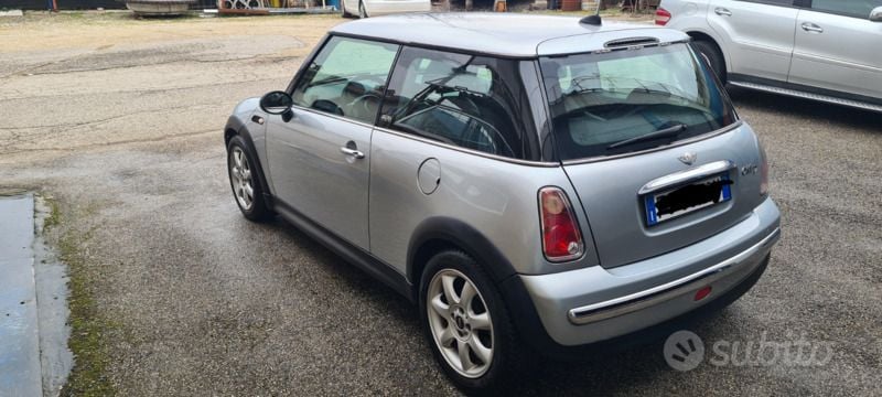 Usata 2004 Mini Cooper Due volumi | 3000 € (Ottimo prezzo) - Immagine 1/4