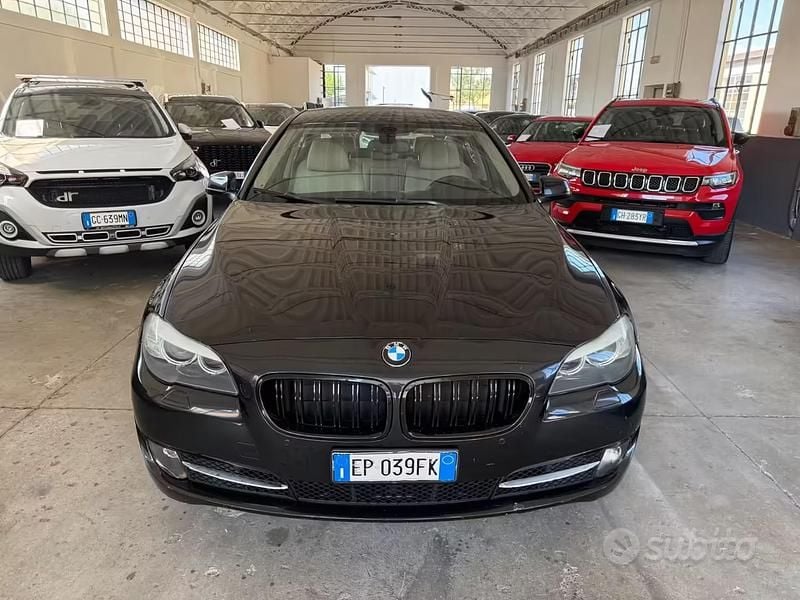 Usata BMW 525 Efficient Dynamics 218 CV (160 kW) 2012 Nero Berlina