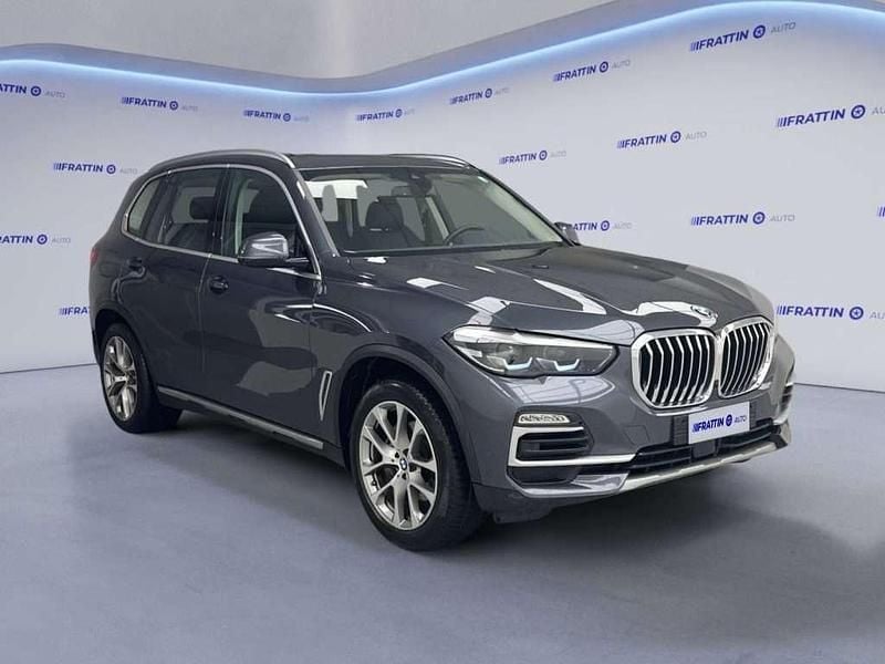 Usata BMW X5 xLine 287 CV (211 kW) 2020 Grigio SUV