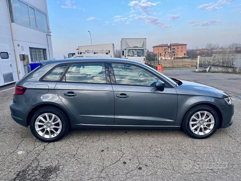 Brugt Audi A3 Ambiente 105 HK (77 kW) 2014 Grå Sedan