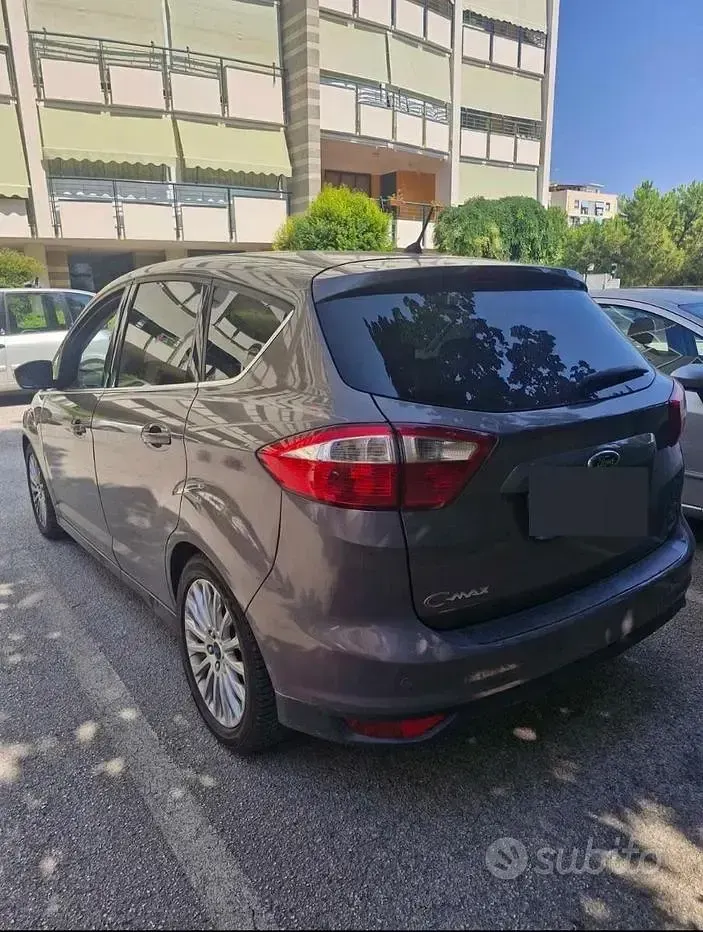 Usata Ford C-MAX Titanium 115 CV (84 kW) 2013 Monovolume