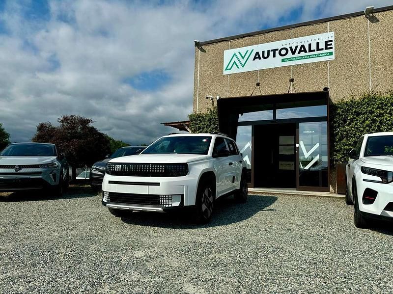 Nuova Fiat Panda Icon 101 CV (74 kW) 2025 Giallo Utilitaria