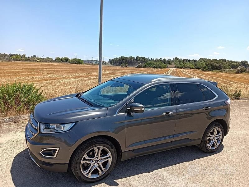 Usata Ford Edge Titanium 210 CV (154 kW) 2017 Grigio SUV
