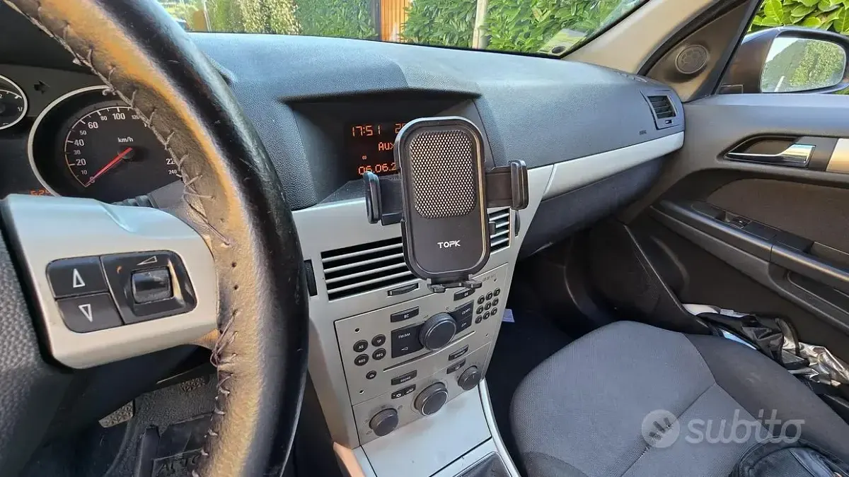 Usata Opel Astra 110 CV (80 kW) 2008 Grigio Station wagon