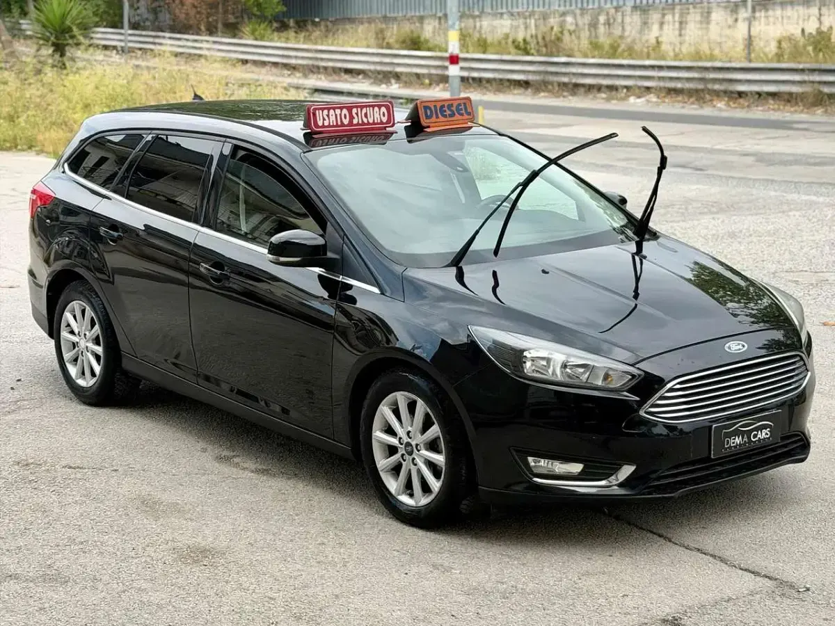 Usata Ford Focus Titanium X 120 CV (88 kW) 2015 Nero Station wagon