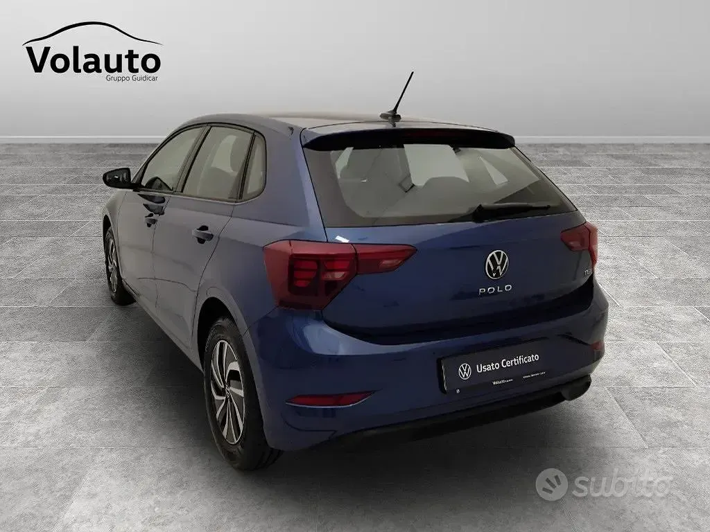 Usata VW Polo Life 90 CV (66 kW) 2024 Blu/azzurro Utilitaria