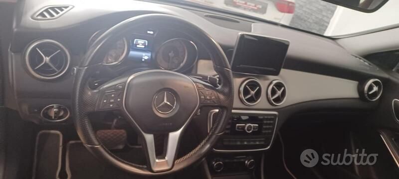 Usata Mercedes CLA220 2013 Grigio Berlina