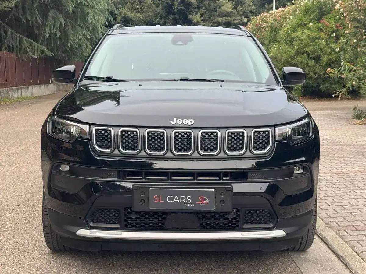 Usata Jeep Compass Limited 131 CV (96 kW) 2023 Carbon black SUV