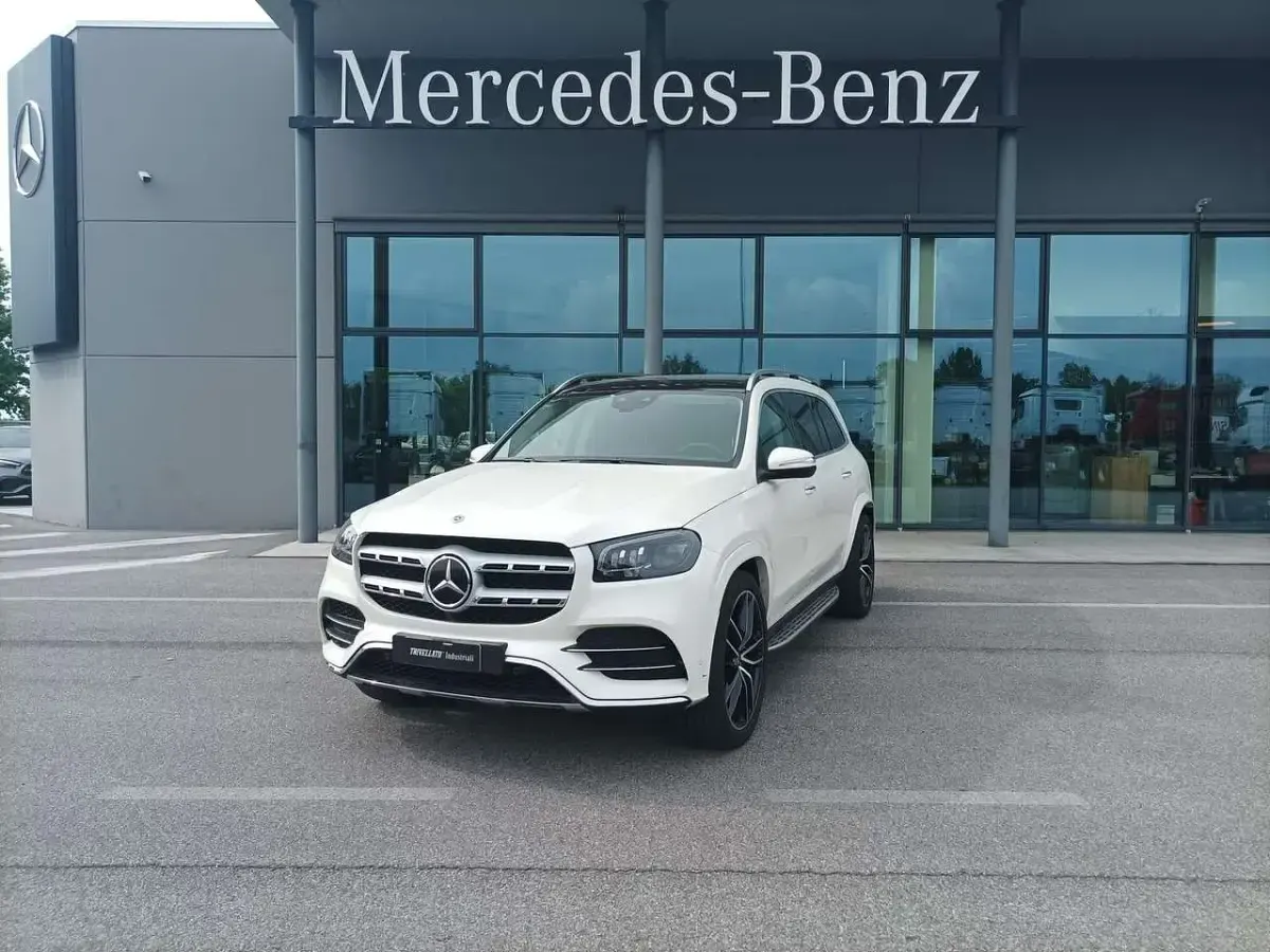 Usata Mercedes GLS400 Premium Plus 330 CV (242 kW) 2022 Bianco diamante met. SUV