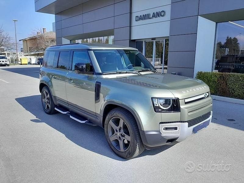 Usata Land Rover Defender SE 400 CV (294 kW) 2024 Verde SUV