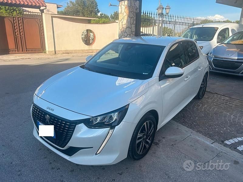 Usata Peugeot 208 GT 131 CV (96 kW) 2021 Bianco Utilitaria