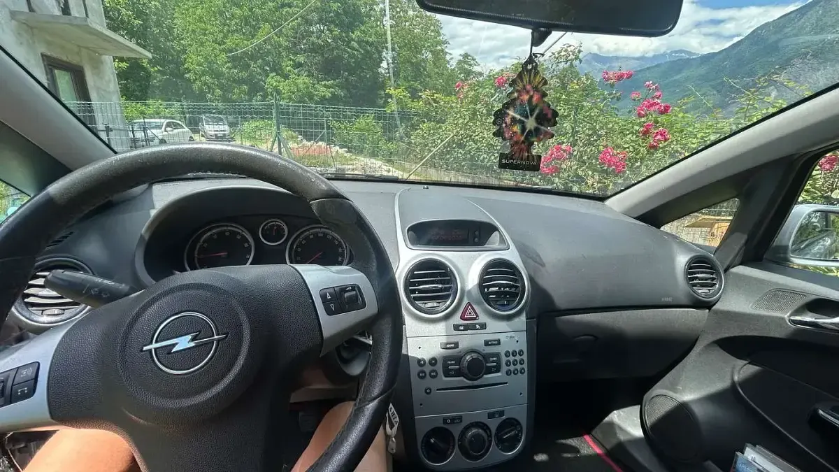 Usata Opel Corsa Club 80 CV (58 kW) 2007 Grigio Utilitaria