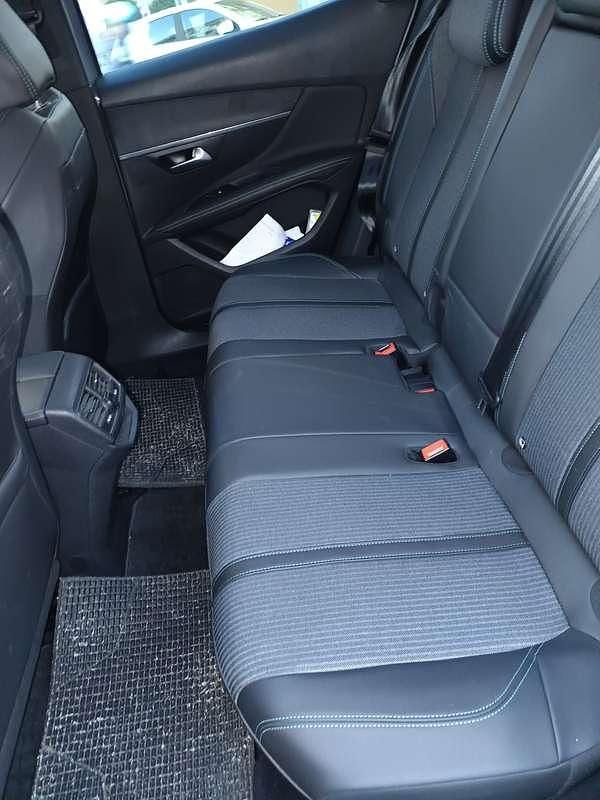 Usata Peugeot 3008 Allure 131 CV (96 kW) 2021 SUV