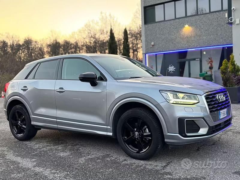 Usata Audi Q2 150 CV (110 kW) 2019 Grigio SUV