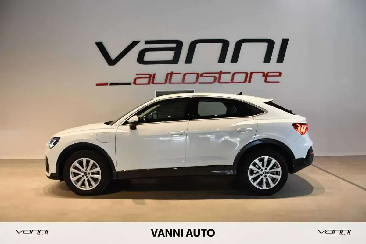 Usata Audi Q3 Sportback Business Plus 150 CV (110 kW) 2022 Bianco SUV