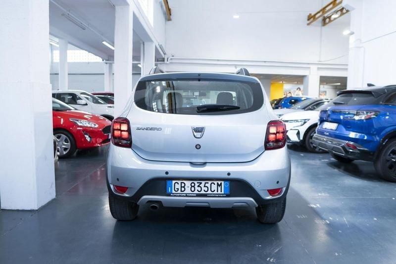Usata Dacia Sandero Stepway 90 CV (66 kW) 2020 Argento Utilitaria