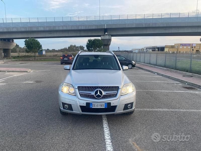 Usata Mercedes GLK220 170 CV (125 kW) 2009 Grigio SUV