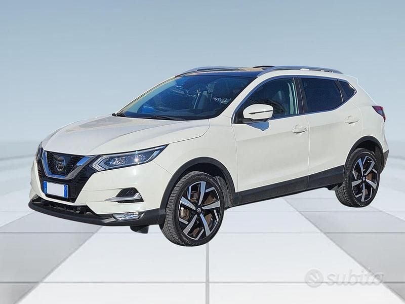 Bianco perlato Usata 2018 Nissan Qashqai Tekna+ SUV | 16.500 € (Cara) - Immagine 1/4