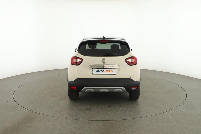Usata Renault Captur 90 CV (66 kW) 2019 Beige SUV