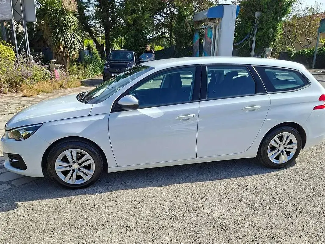 Usata Peugeot 308 Active 131 CV (96 kW) 2018 Bianco Station wagon
